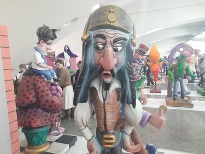 Jack Sparrow es el protagonista de la saga de películas de Piratas del Caribe.
