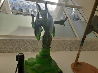 Maléfica, la malvada madrastra de Blancanieves, me resulta muy interesante.
