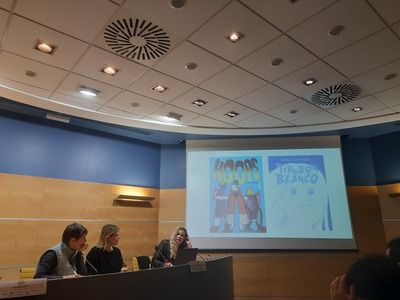 Hoops y Tiburón blanco son las dos obras que Genie Espinosa presentó en la charla Feminismos en el cómic