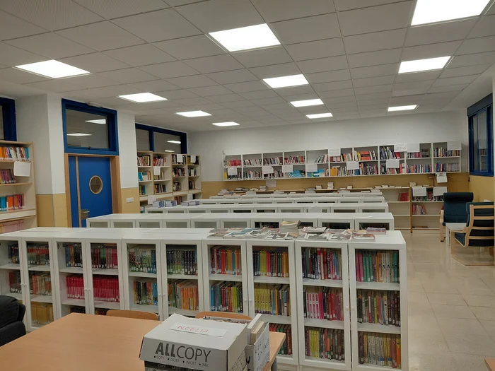 29 de octubre de 2026: La biblioteca del IES MARIA CARBONELL de Benetússer dos años después de la DANA